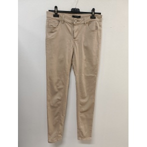 vila beezid skinny püksid eest