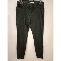 Naiste mustad skinny püksid