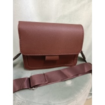 Pruun kompaktne crossbody‑käekott